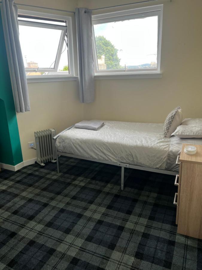 Budget Rooms Inverness Exterior photo